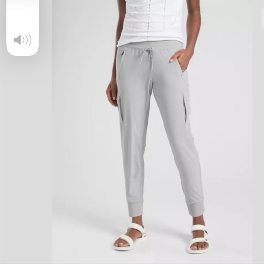 Athleta Drawstring Cargo Joggers Size 10